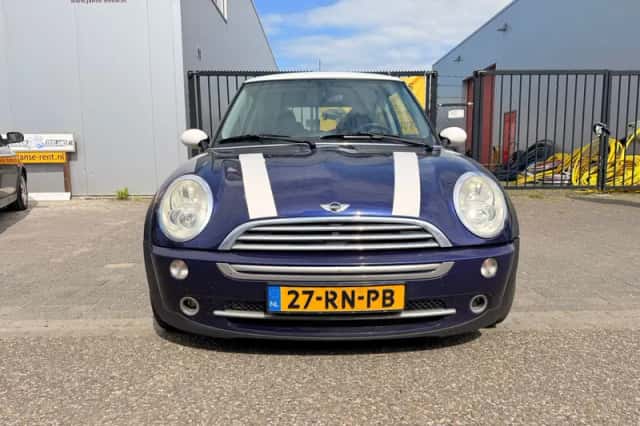 MINI  (2005) thumbnail 3