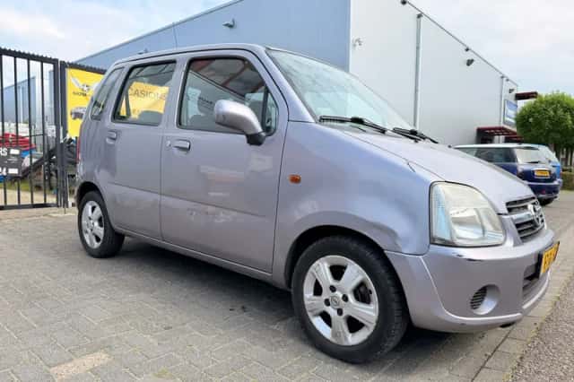 Opel Agila (2005) thumbnail 4