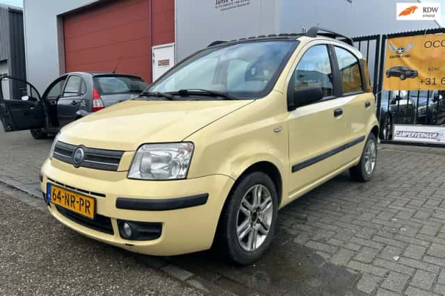 Fiat Panda (2004) thumbnail 2