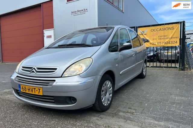 Citroën Xsara Picasso (2009) thumbnail 2