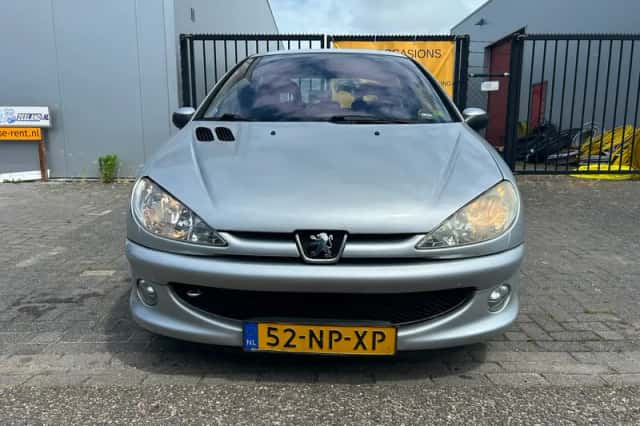 Peugeot 206 (2004) thumbnail 3