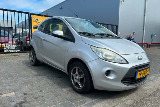Ford Ka (2009) thumbnail 4