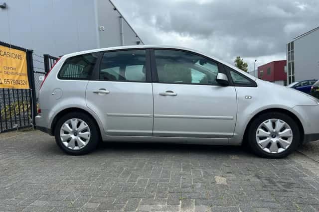 Ford Focus (2006) thumbnail 5