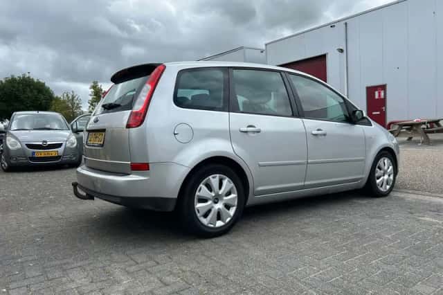 Ford Focus (2006) thumbnail 6