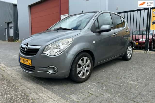 Opel Agila (2010) thumbnail 2
