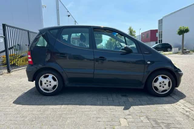Mercedes-Benz A-Klasse (2002) thumbnail 5