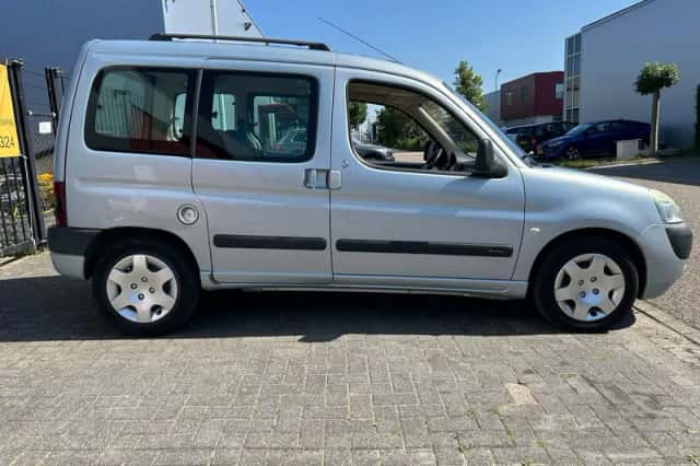 Citroën Berlingo (2003) thumbnail 5
