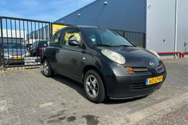 Nissan Micra (2003) thumbnail 4