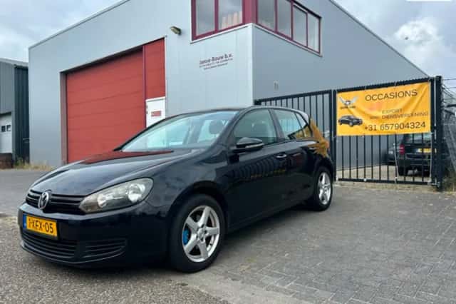 Volkswagen Golf (2009) thumbnail 1