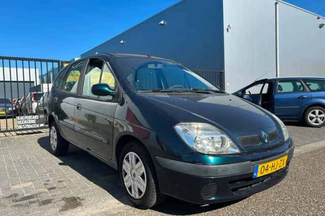 Renault Scénic (2001) thumbnail 4
