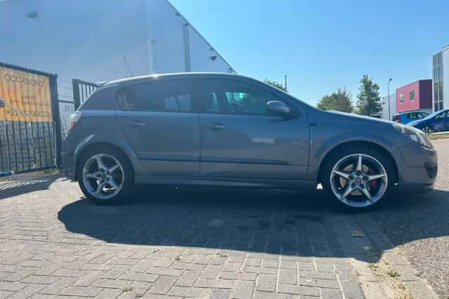 Opel Astra (2005) thumbnail 5