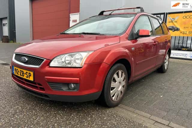 Ford Focus (2007) thumbnail 2