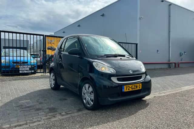 Smart Fortwo (2008) thumbnail 4