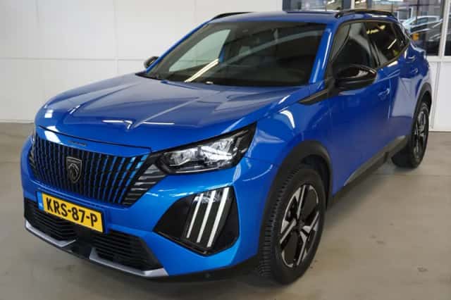Peugeot 2008 (2024) thumbnail 2