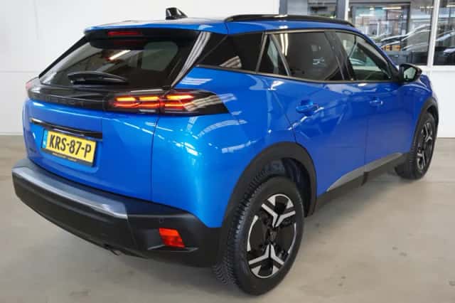 Peugeot 2008 (2024) thumbnail 3