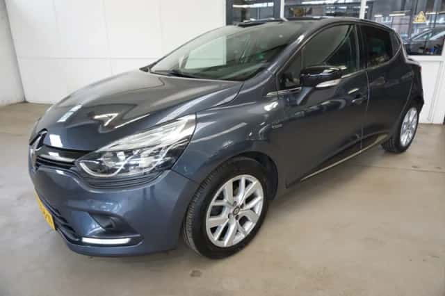 Renault Clio (2018) thumbnail 2