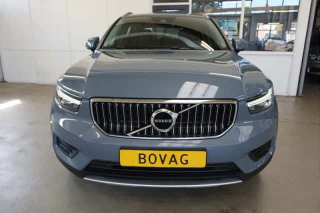 Volvo XC40 (2022) thumbnail 6