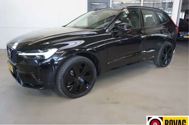 Volvo XC60 (2023) thumbnail 2