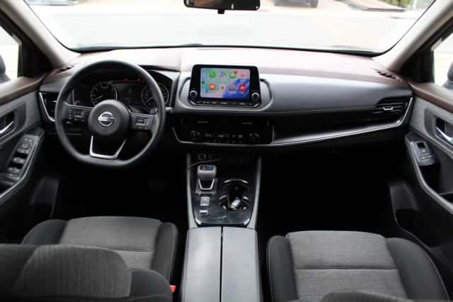 Nissan X-Trail (2022) thumbnail 2
