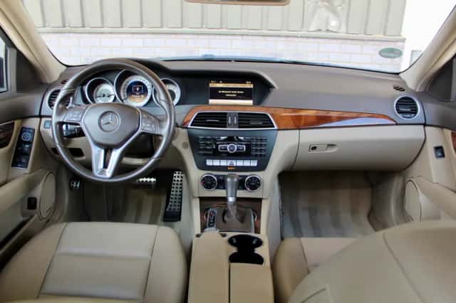 Mercedes-Benz C-Klasse (2012) thumbnail 2