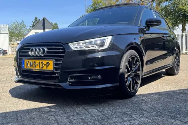 Audi A1 (2016) thumbnail 1