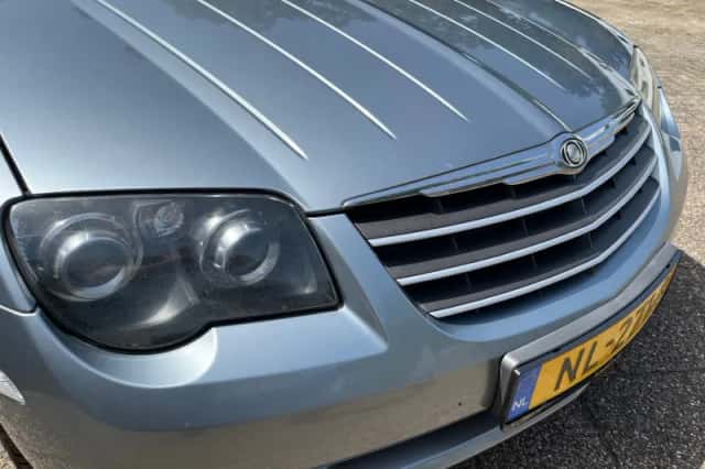 Chrysler Crossfire (2004) thumbnail 3