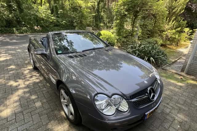 Mercedes-Benz SL-Klasse (2003) thumbnail 4