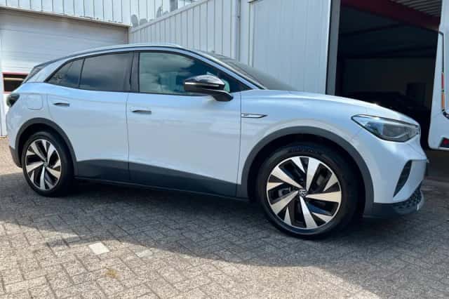Volkswagen ID.4 (2021) thumbnail 1
