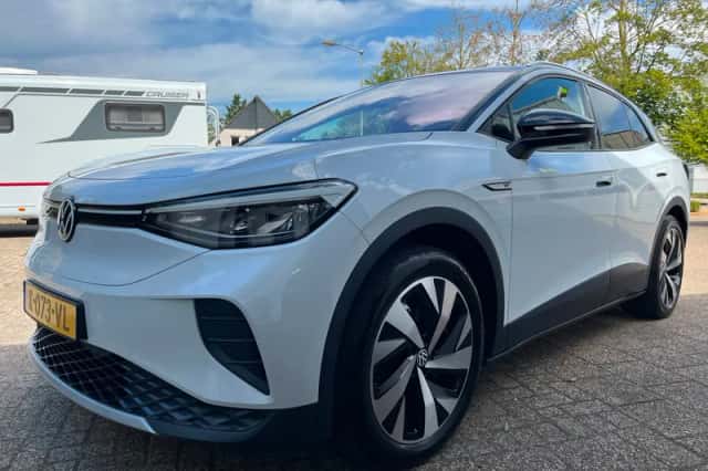 Volkswagen ID.4 (2021) thumbnail 2