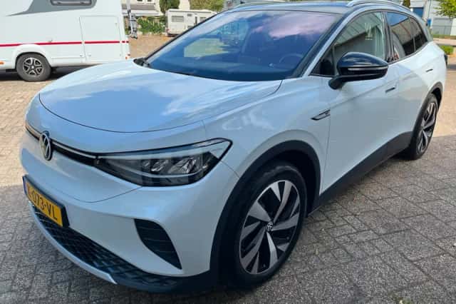 Volkswagen ID.4 (2021) thumbnail 3