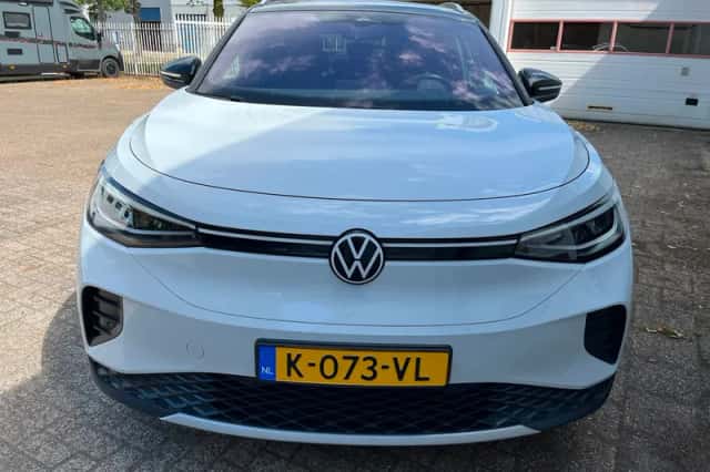 Volkswagen ID.4 (2021) thumbnail 4