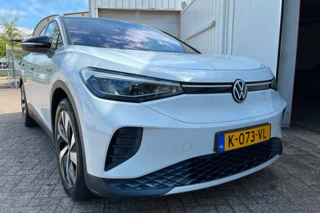 Volkswagen ID.4 (2021) thumbnail 5