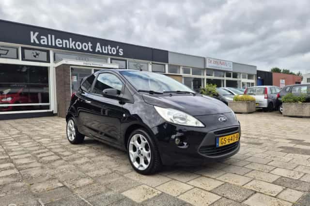 Ford Ka (2015) thumbnail 3