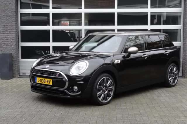 MINI Clubman (2019) thumbnail 1