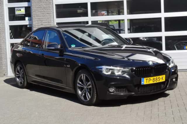 BMW 3-Serie (2018) thumbnail 2