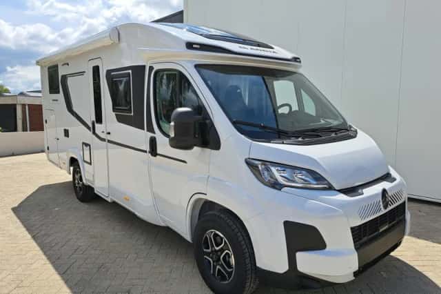 Adria Compact (2027) thumbnail 1