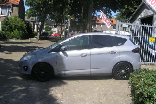 Ford C-Max (2011) thumbnail 4