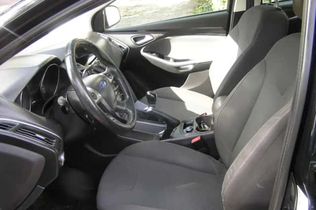 Ford Focus (2013) thumbnail 5