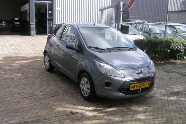 Ford Ka (2011) thumbnail 3