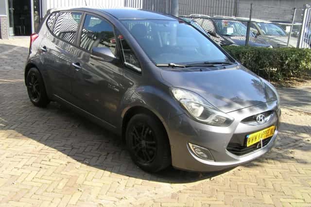 Hyundai ix20 (2011) thumbnail 3
