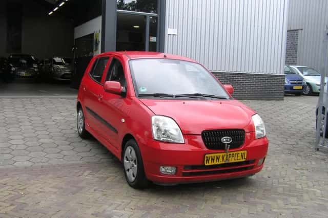 Kia Picanto (2007) thumbnail 3