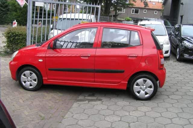 Kia Picanto (2007) thumbnail 4