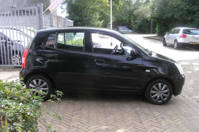 Kia Picanto (2007) thumbnail 5