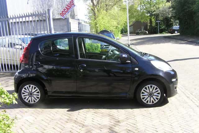 Peugeot 107 (2013) thumbnail 5