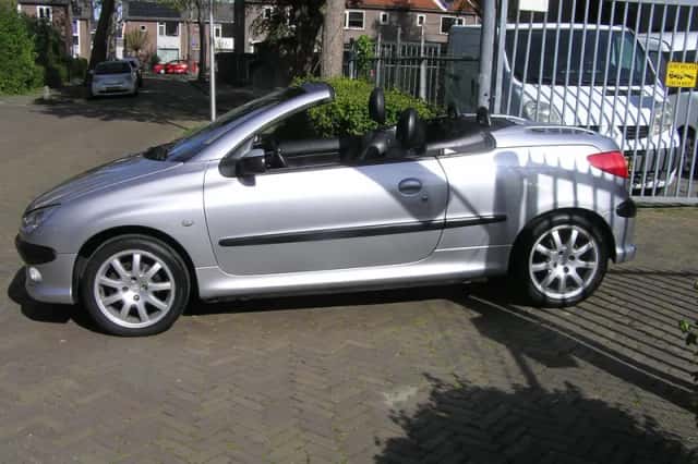 Peugeot 206 (2001) thumbnail 4