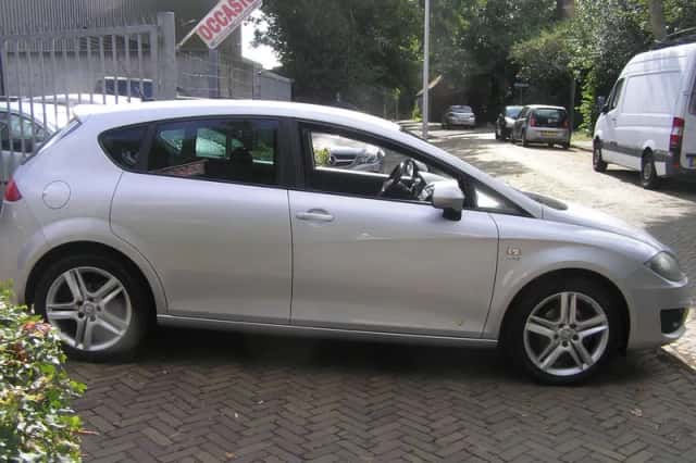 SEAT Leon (2013) thumbnail 5