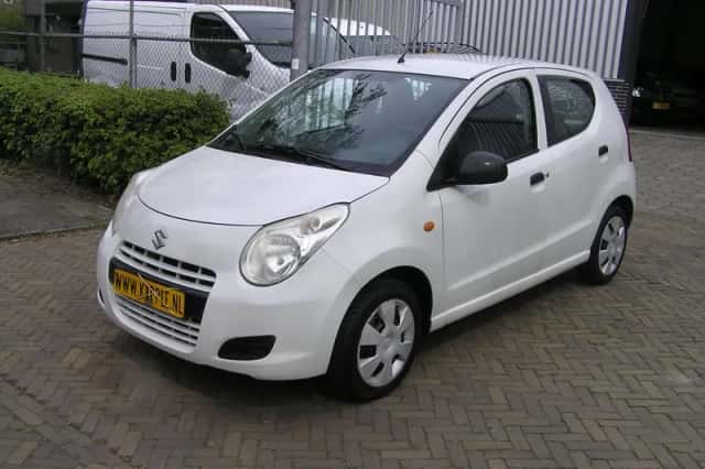 Suzuki Alto (2010) thumbnail 1