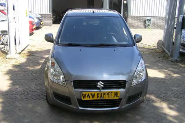 Suzuki Splash (2010) thumbnail 2