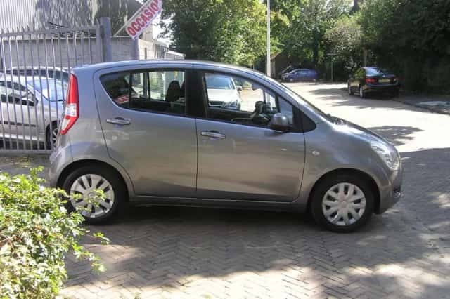 Suzuki Splash (2010) thumbnail 5