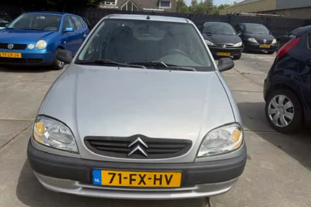 Citroën Saxo (2000) thumbnail 2